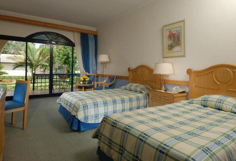 اتاق لوکس با چشم‌انداز باغ, Pyramids Resort by Jaz