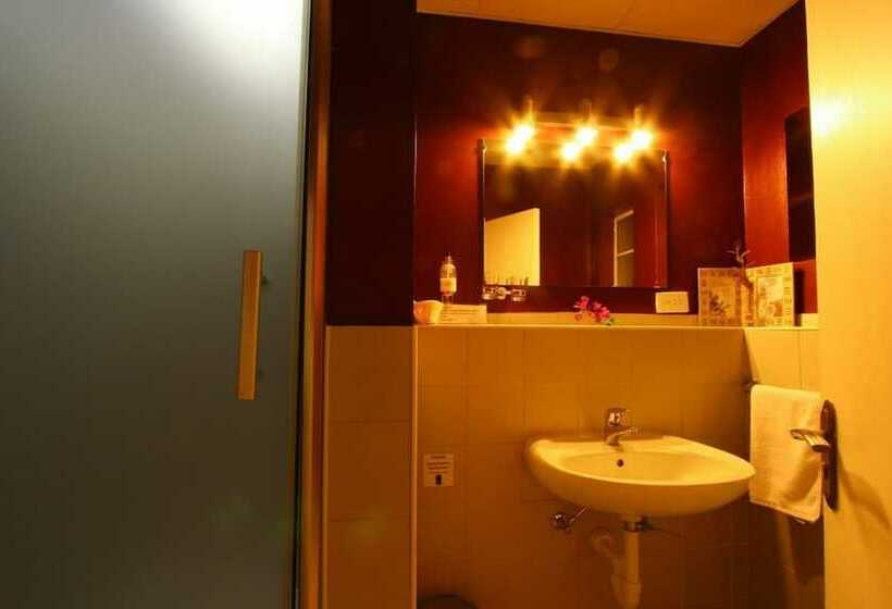 اتاق سوپریور, Mount Elgon