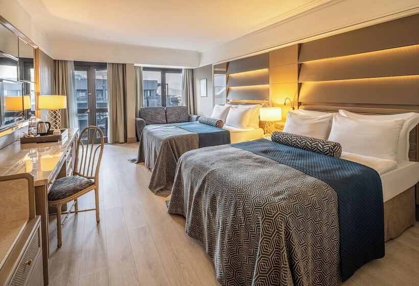 サイドオーシャンビュースタンダードルーム, Balmy Foresta