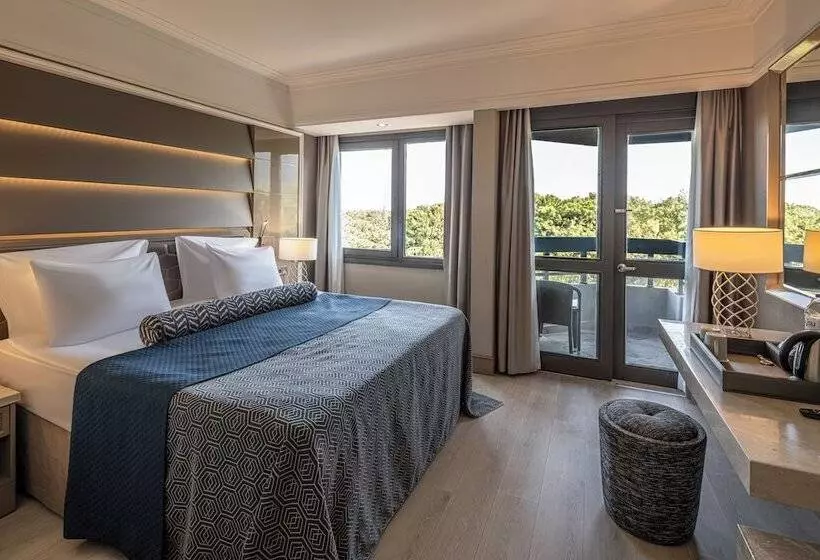 Standard Room Side Sea View, Balmy Foresta