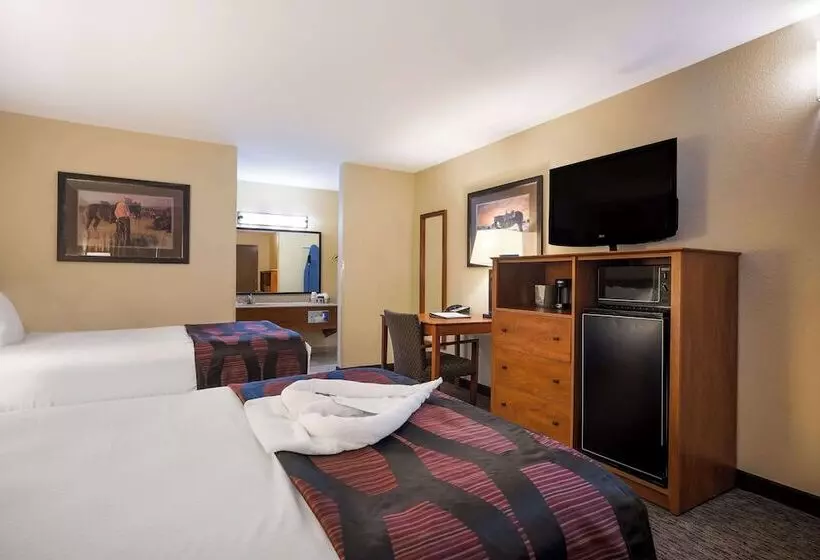 2ダブルベッドのスタンダードルーム, Best Western Plains Motel
