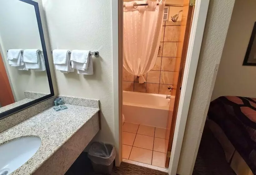 スイート, Best Western Plains Motel