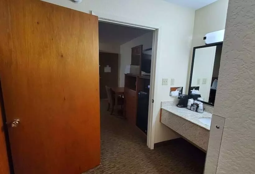スイート, Best Western Plains Motel