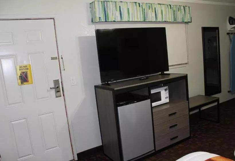 Standard Kolmen Hengen Huone, Copa Motel