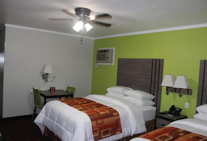 غرفة قياسية ثلاثية, Copa Motel