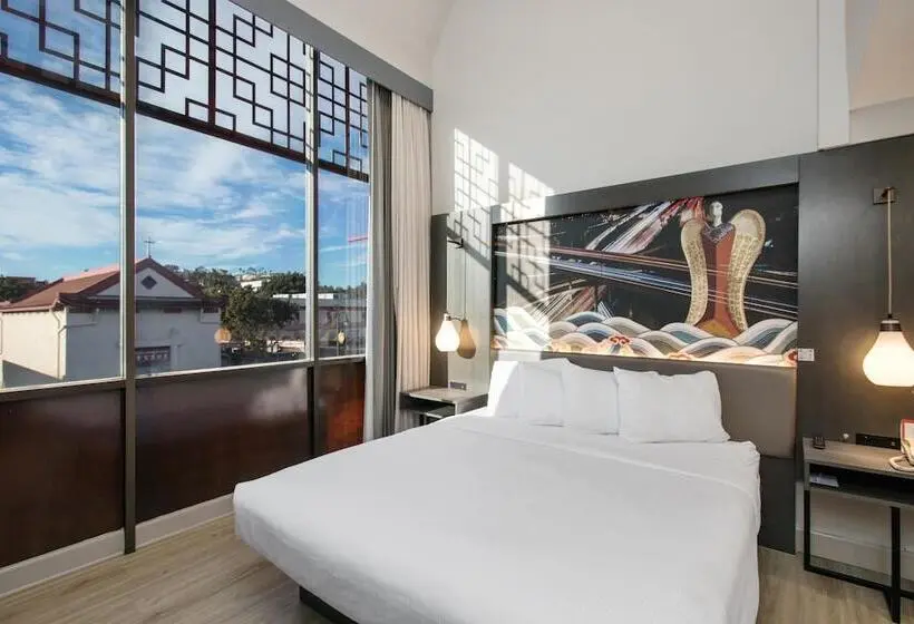 身障者適用スイートルーム, Aiden Los Angeles Downtown Dragon Gate Inn