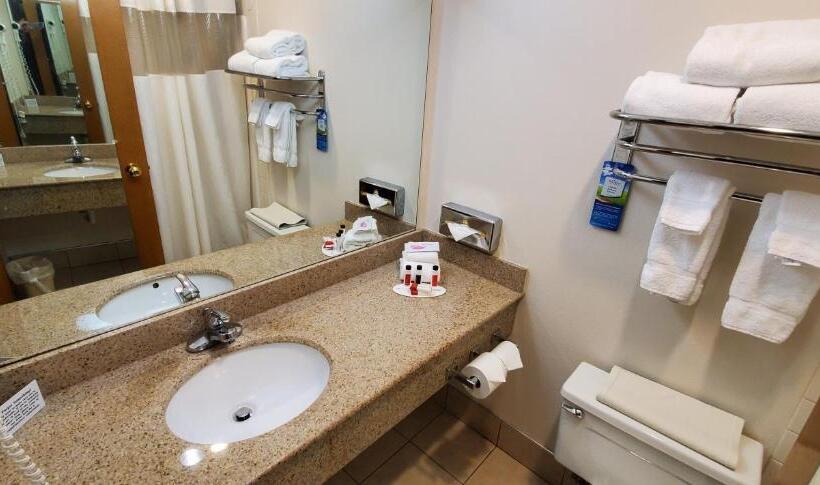 豪华房间, Baymont By Wyndham Seattle/kirkland Wa