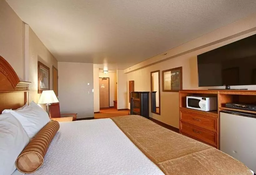 キングサイズベッドのスタンダードルーム, Best Western Bidarka Inn