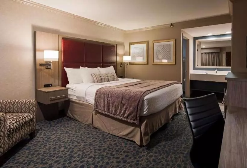 اتاق استاندارد با تخت بزرگ برای معلولان, Best Western Inn Santa Cruz