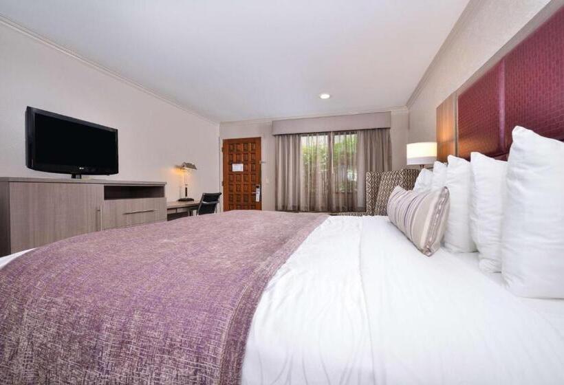 غرفة قياسية سرير كينج لذوى الإحتياجات الخاصة, Best Western Inn Santa Cruz