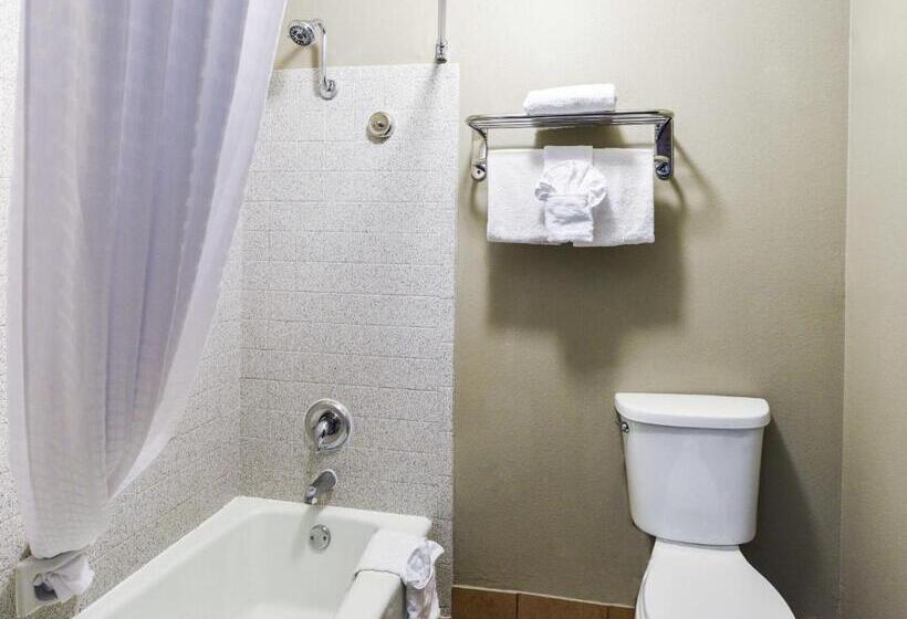 جناح, Best Western Mccarran Inn