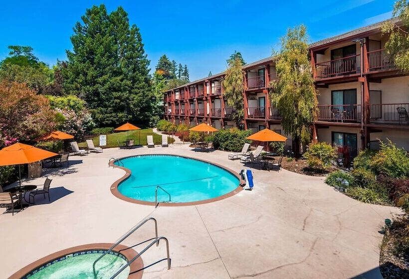 스위트, Best Western Plus Humboldt House Inn