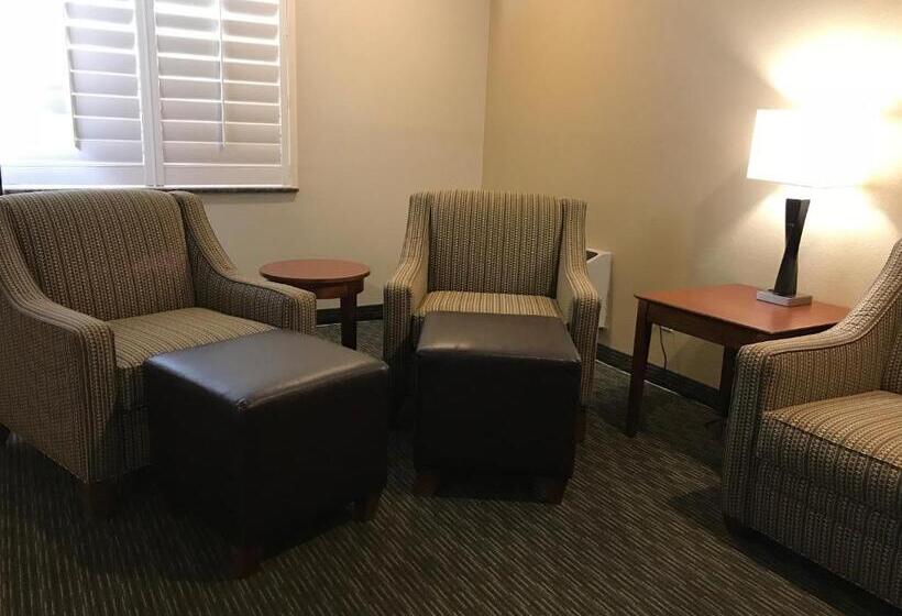 جناح سرير كينج, Dinosaur Inn & Suites