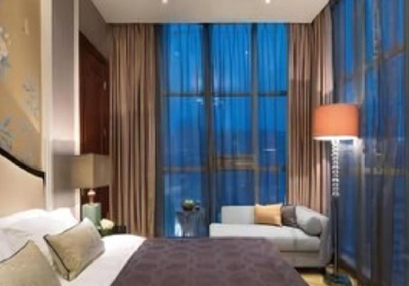 غرفة قياسية لذوى الاحتياجات الخاصة, Hampton Inn & Suites Craig