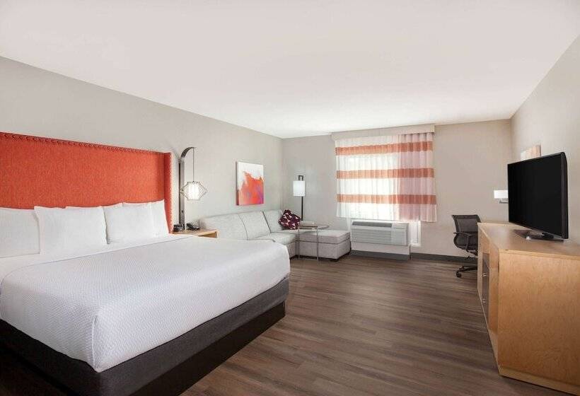 غرفة تنفيذية, La Quinta By Wyndham Madera