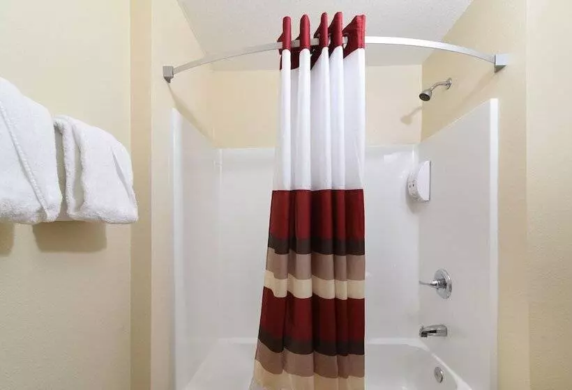 اتاق لوکس, Red Roof Inn Bakersfield