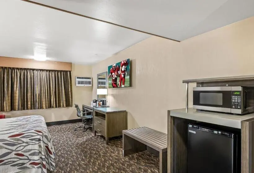 キングサイズベッドのスーペリアルーム, Red Roof Inn Yuba City Bonanza   Marysville