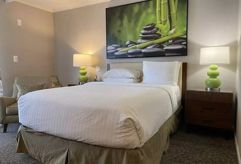 اتاق استاندارد با تخت دوبل, The Creekside Inn