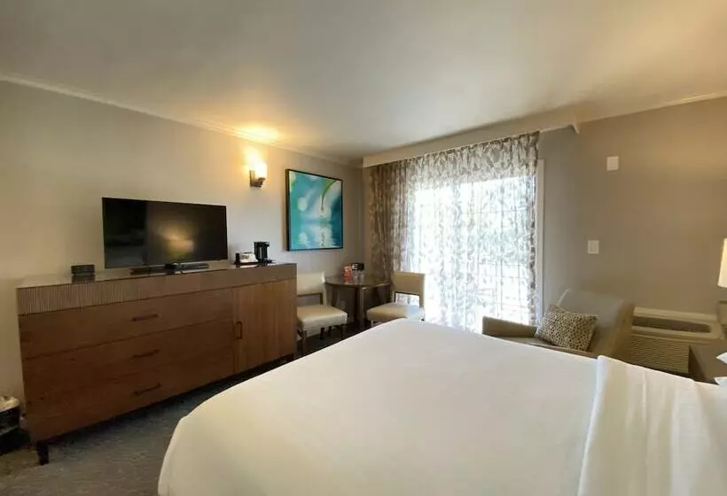 اتاق استاندارد با تخت دوبل, The Creekside Inn