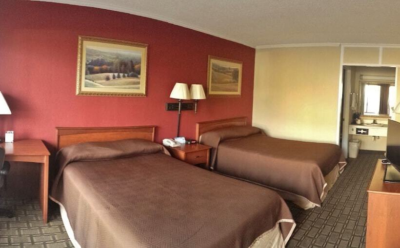 غرفه قياسيه سريرين مزدوجين, Travelodge By Wyndham Beckley