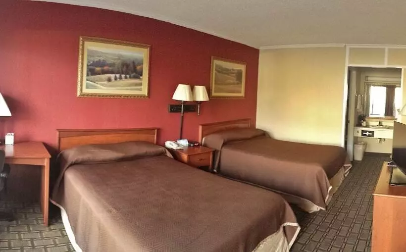 اتاق استاندارد با 2 تخت دوبل, Travelodge By Wyndham Beckley