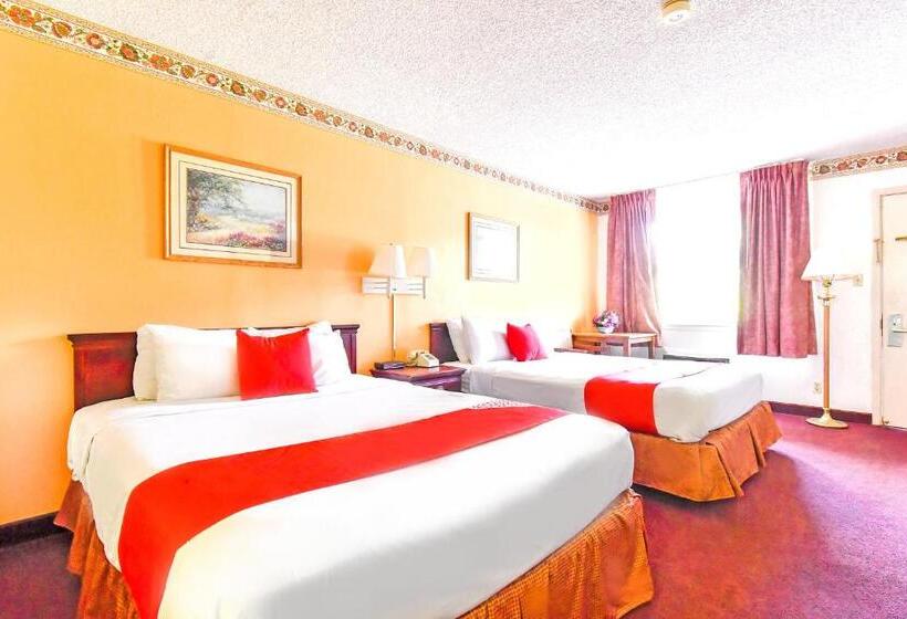 ２ダブルベッドのスタンダードルーム, OYO Hotel Tyler Lindale