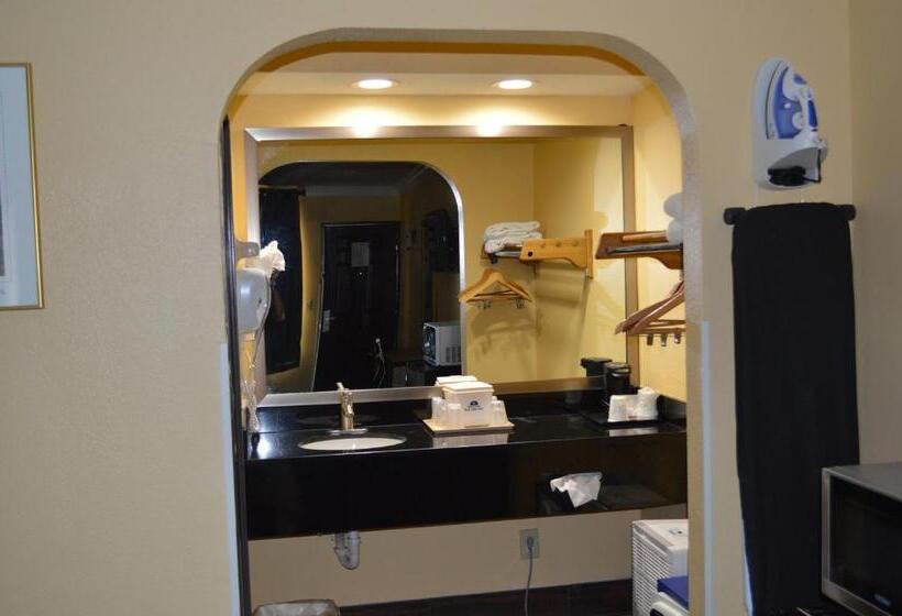 스탠다드 트리플 룸, Americas Best Value Inn Fort Myers