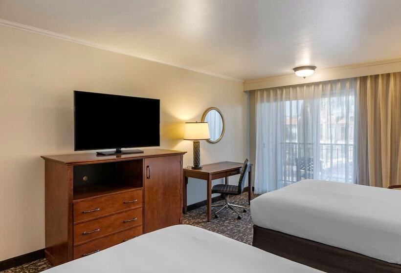 חדר סטנדרט שתי מיטות זוגיות, Best Western Plus Royal Oak