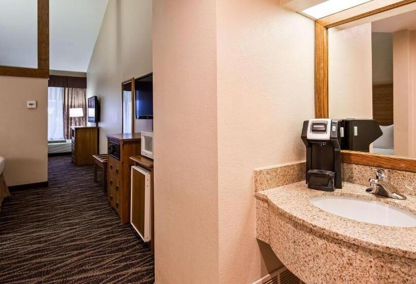 جناح إدارى, Best Western Plus Saddleback Inn And Conference Center