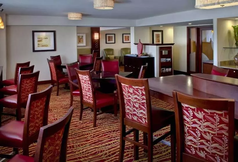 ２ダブルベッドのスタンダードルーム, Buffalo Marriott Niagara