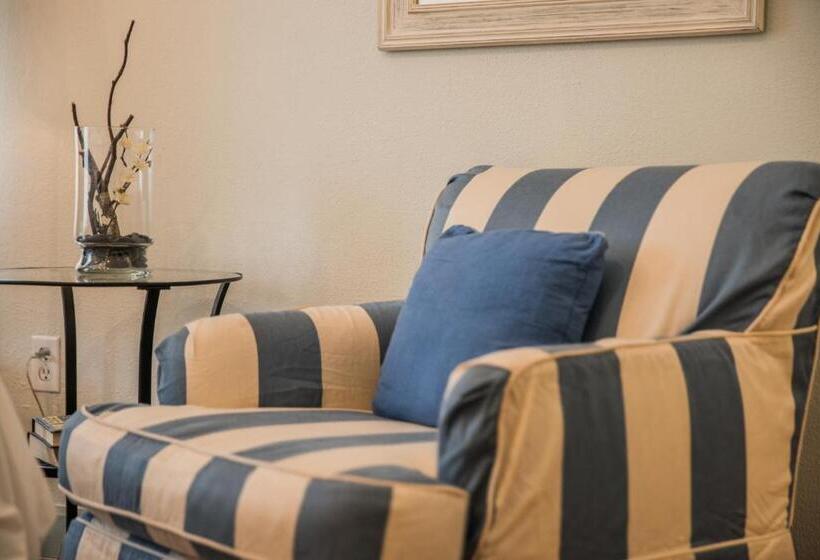 Стандартный Номер Кровать Кинг, Cadet