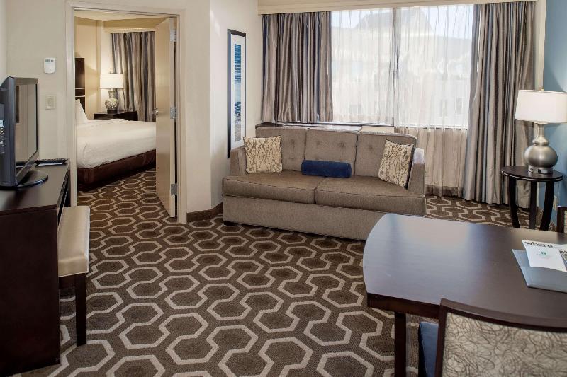 Люкс Кровать Кинг, Embassy Suites By Hilton St. Louis Airport
