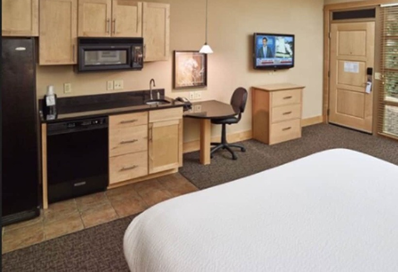 이그제큐티브 룸, Livinn Hotel Minneapolis North / Fridley