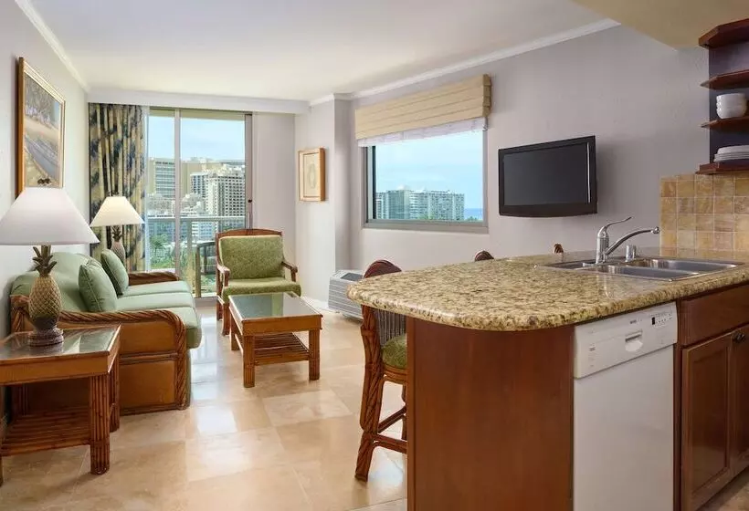 オーシャンビュースイート, Luana Waikiki Hotel & Suites