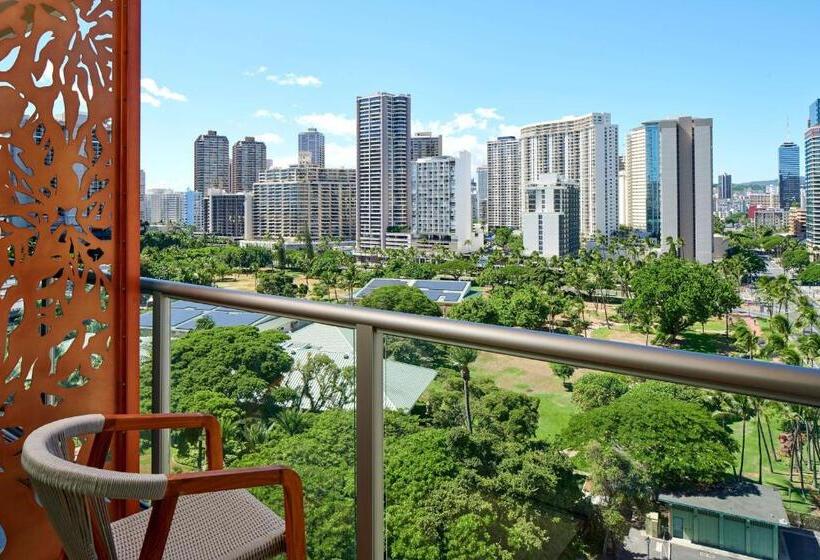 חדר סטנדרט מיטה זוגית עם נוף לעיר, Luana Waikiki Hotel & Suites