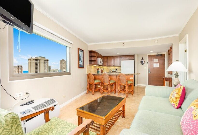 סוויטה נוף לים, Luana Waikiki Hotel & Suites