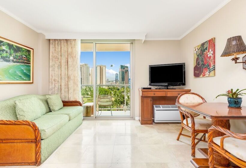 Номер Стандарт Двуспальная Кровать Вид на Город, Luana Waikiki Hotel & Suites