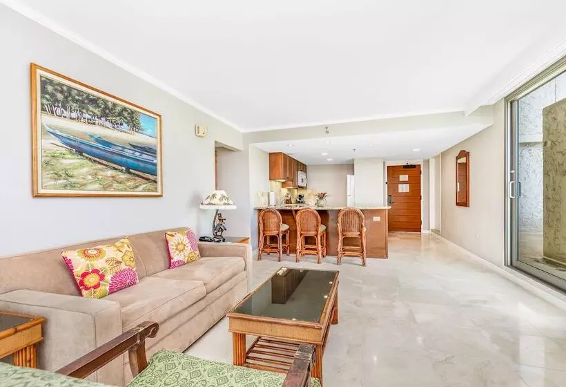 2 Bedroom Suite City View, Luana Waikiki Hotel & Suites