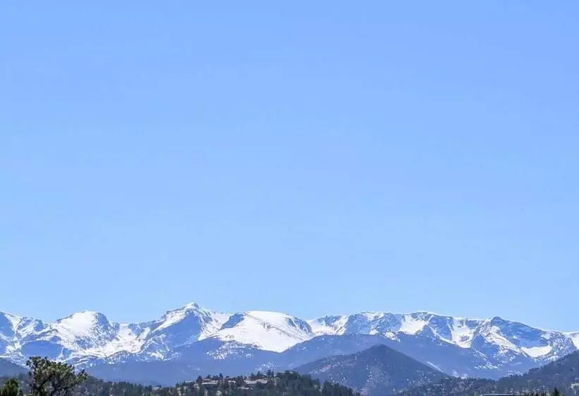 バルコニー付きスタンダードルーム, Quality Inn Near Rocky Mountain National Park