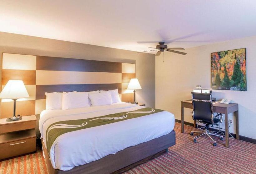 Номер Стандарт с Балконом, Quality Inn Near Rocky Mountain National Park