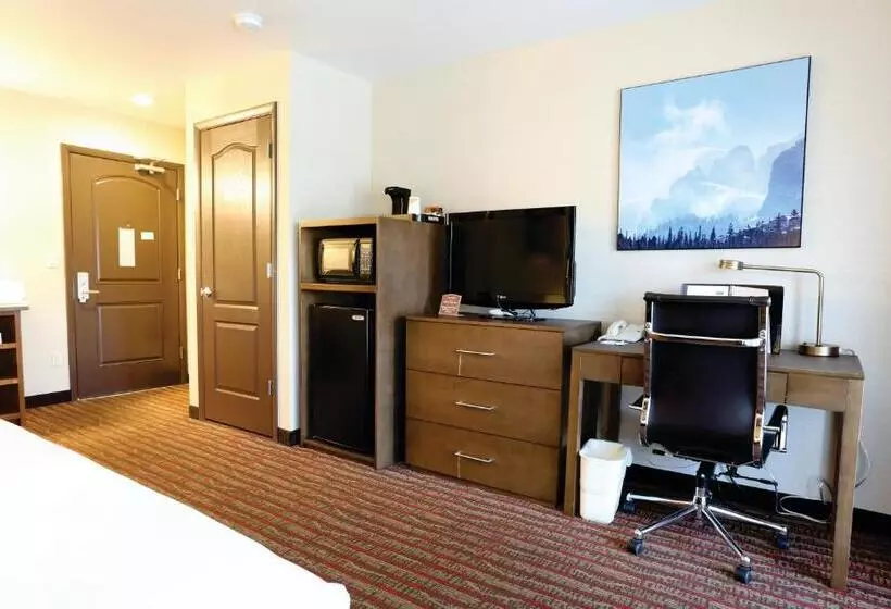 キングサイズベッドのスタンダードルーム, Quality Inn Near Rocky Mountain National Park