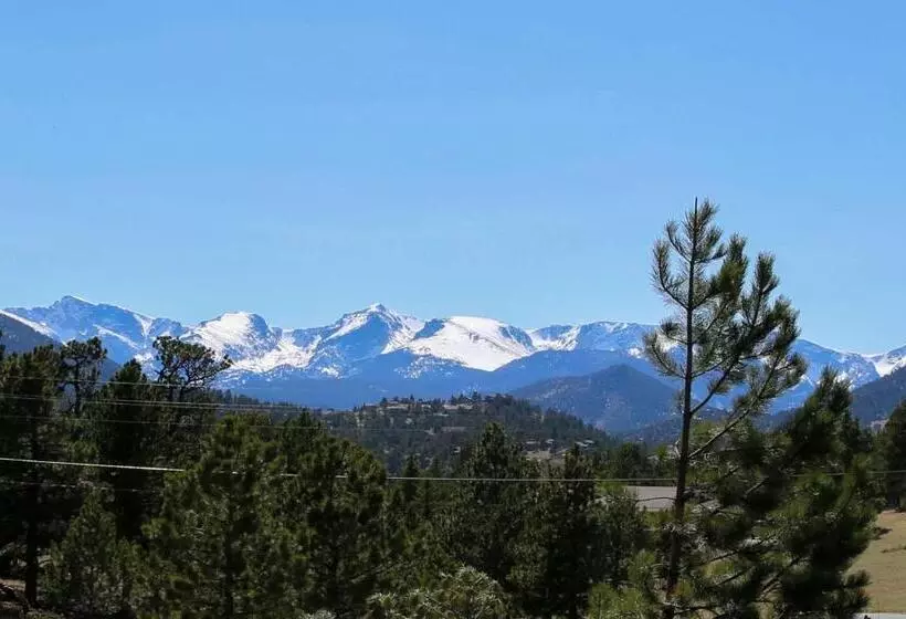 キングサイズベッドのスタンダードルーム, Quality Inn Near Rocky Mountain National Park