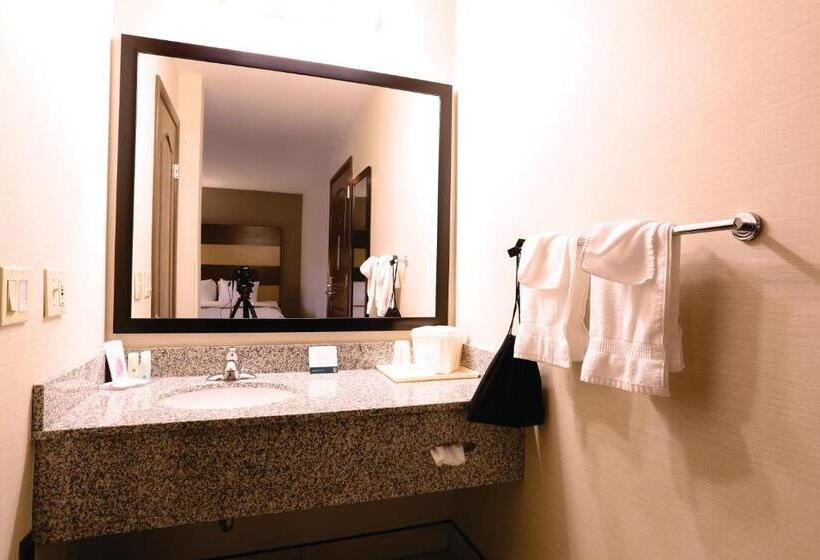 חדר סטנדרט שתי מיטות זוגיות, Quality Inn Near Rocky Mountain National Park