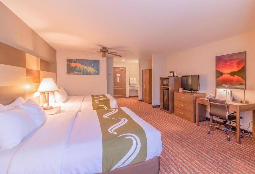 חדר סטנדרט שתי מיטות זוגיות, Quality Inn Near Rocky Mountain National Park