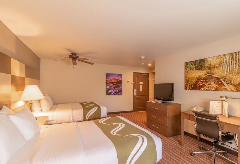 חדר סטנדרט מותאם לאדם עם מוגבלויות, Quality Inn Near Rocky Mountain National Park