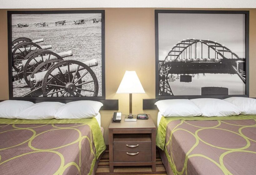 带2个双人床的标准工作室, Super 8 By Wyndham Springdale Ar