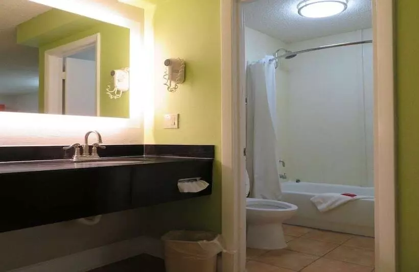 スイート, Surestay Plus Hotel By Best Western St Marys Cumberland