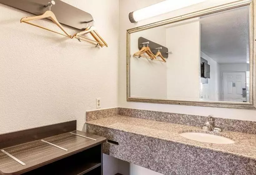 Deluxe-huone King-vuode, Motel 6 Georgetown, Tx