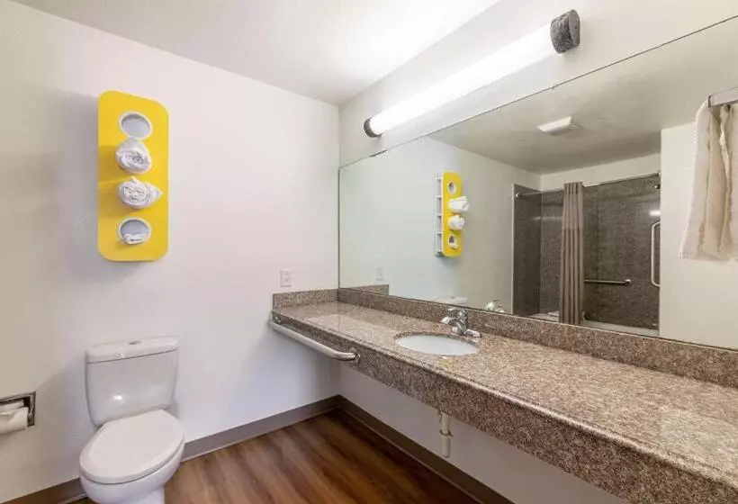 Deluxe-huone King-vuode, Motel 6 Georgetown, Tx
