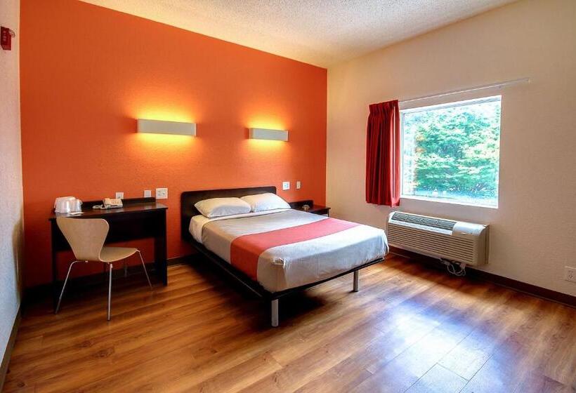 חדר סטנדרט מותאם לאדם עם מוגבלויות, Studio 6 King Of Prussia, Pa   Philadelphia